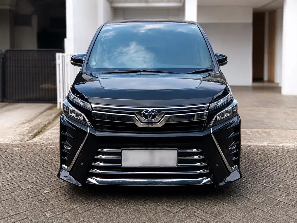Toyota Voxy 2017 Bensin
