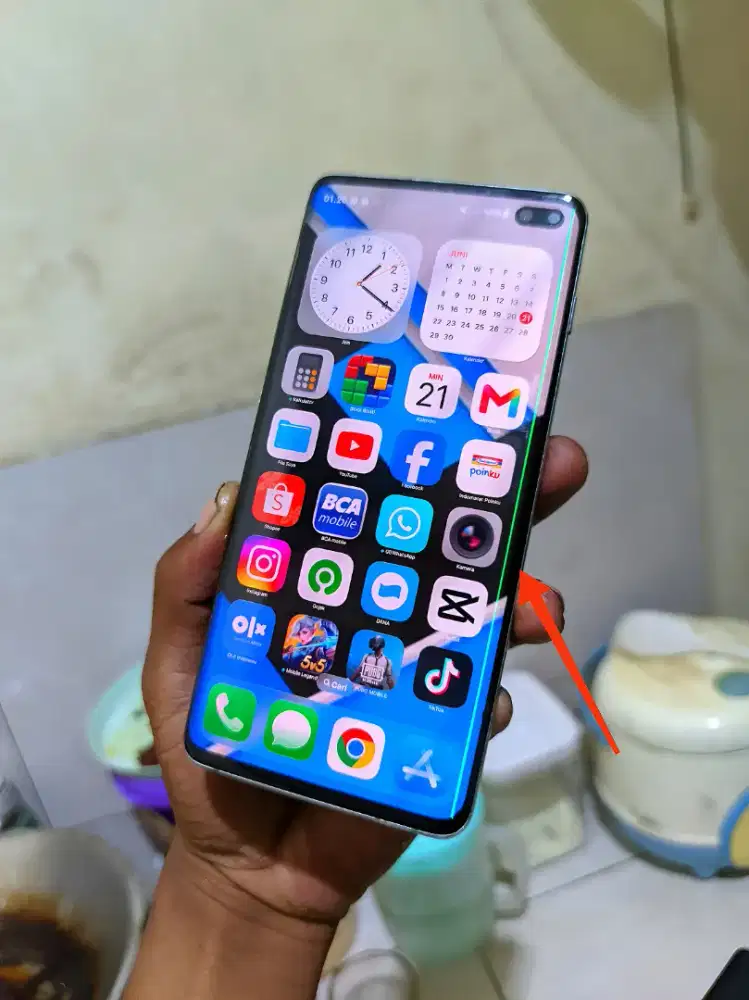 Samsung S10 plus 8/128gb siap pakai baca postingan