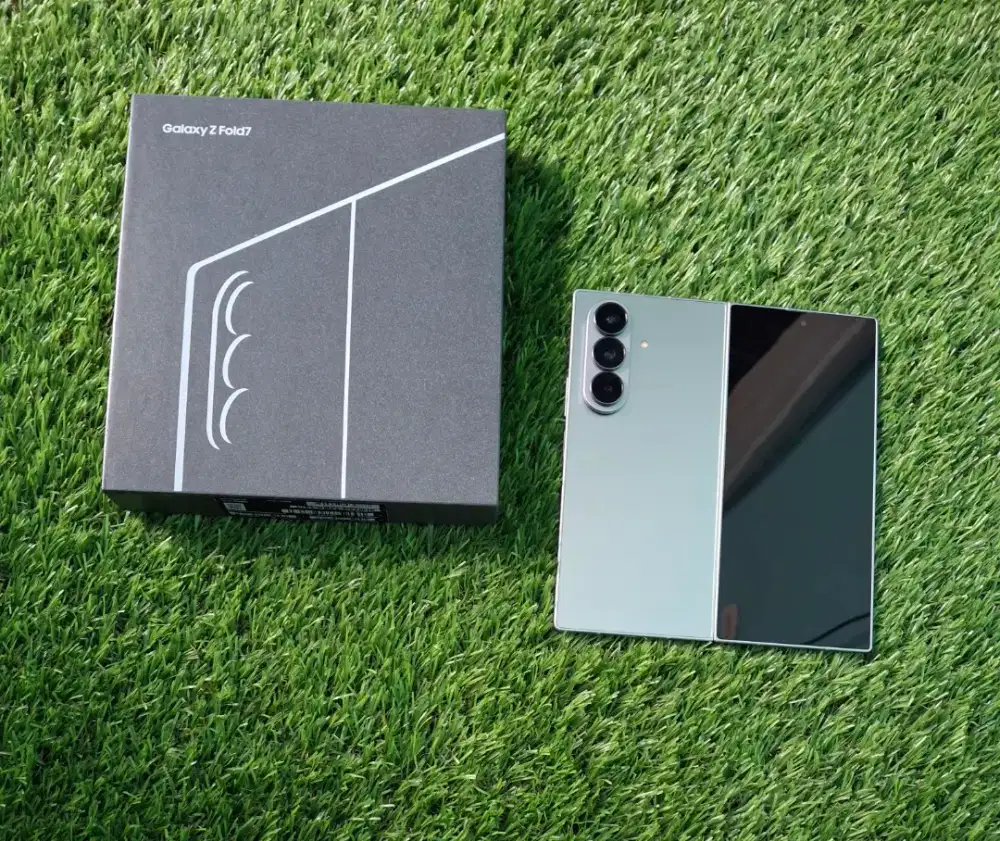 SAMSUNG ZFOLD 7 512GB FULLSET SUPER MULUS SEPERTI BARU