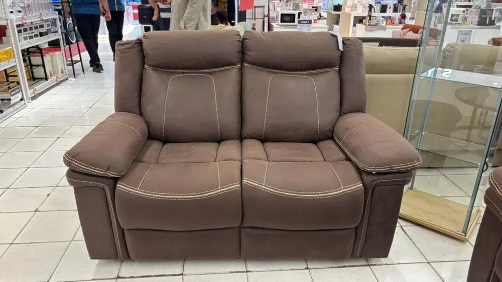 promo sofa recliner 2 seater gratis 1 seater