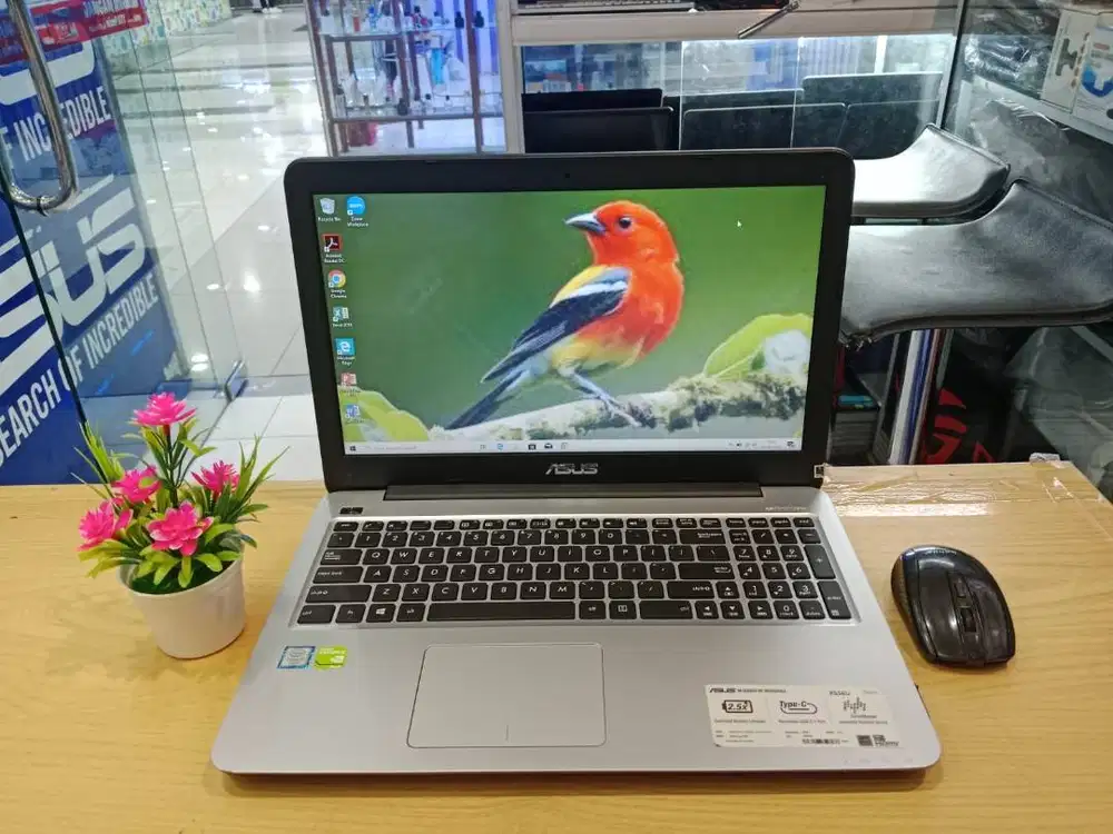 LAPTOP DESAIN ASUS X556U CORE i7 RAM 16GB SSD 128GB + HDD 500GB