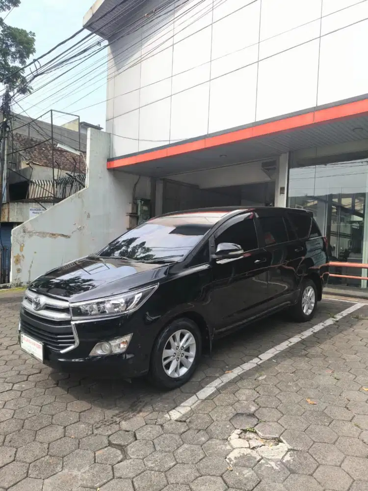 TOYOTA INNOVA 2.4 V A/T DIESEL 2015