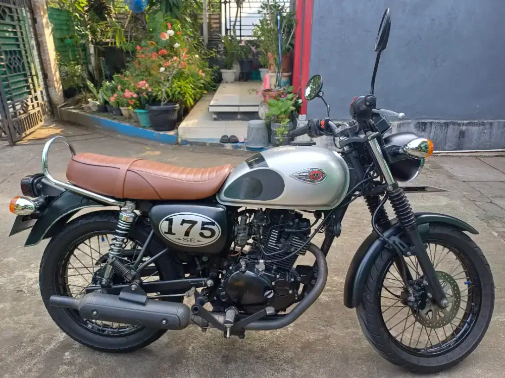 Kawasaki W175 SE