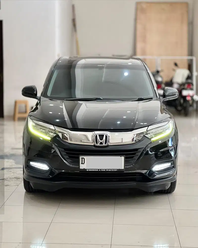 HRV SE 1.5 A/T Facelift 2018 Istimewa
