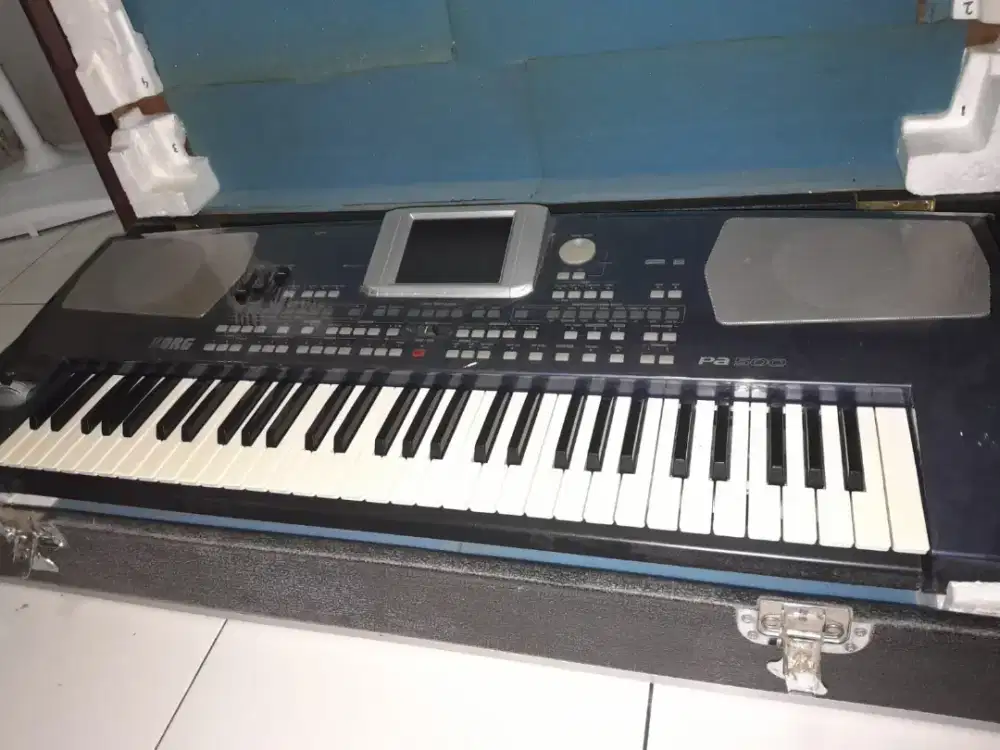 Keyboard PA500 & Soundsystem