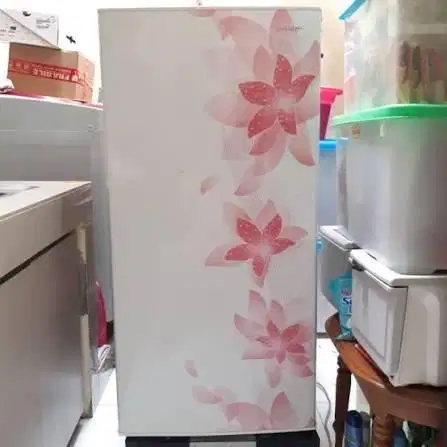 cicilan bunga ringan kulkas 1 pintu polytron