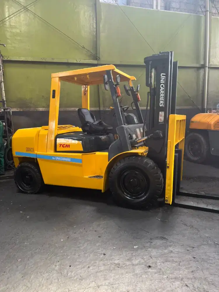 Forklift TCM 5 Ton,Matic,Tiang 3 Meter,Mesin S6S,Ban Single,Tahun 2019