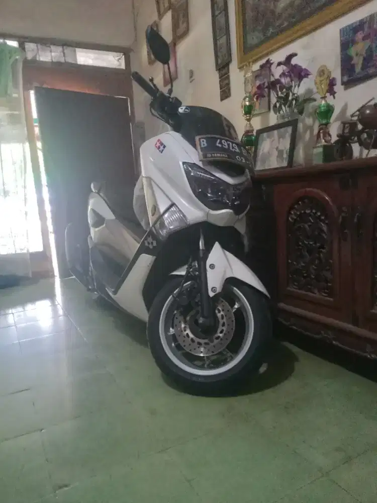 Nmax old 2017 putih merona