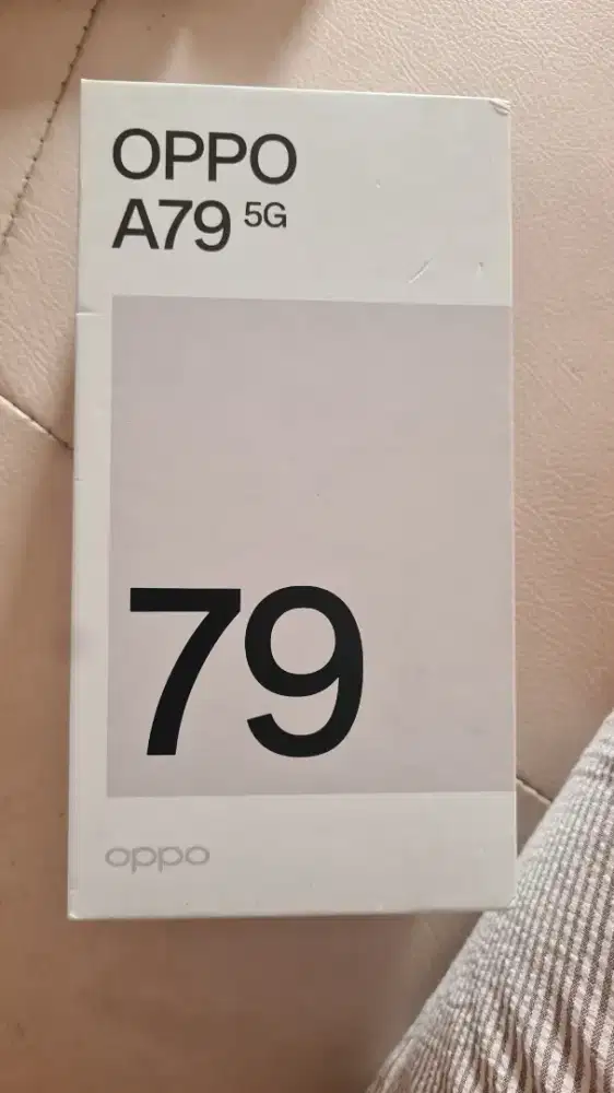 Oppo A79 5G 8/256Gb