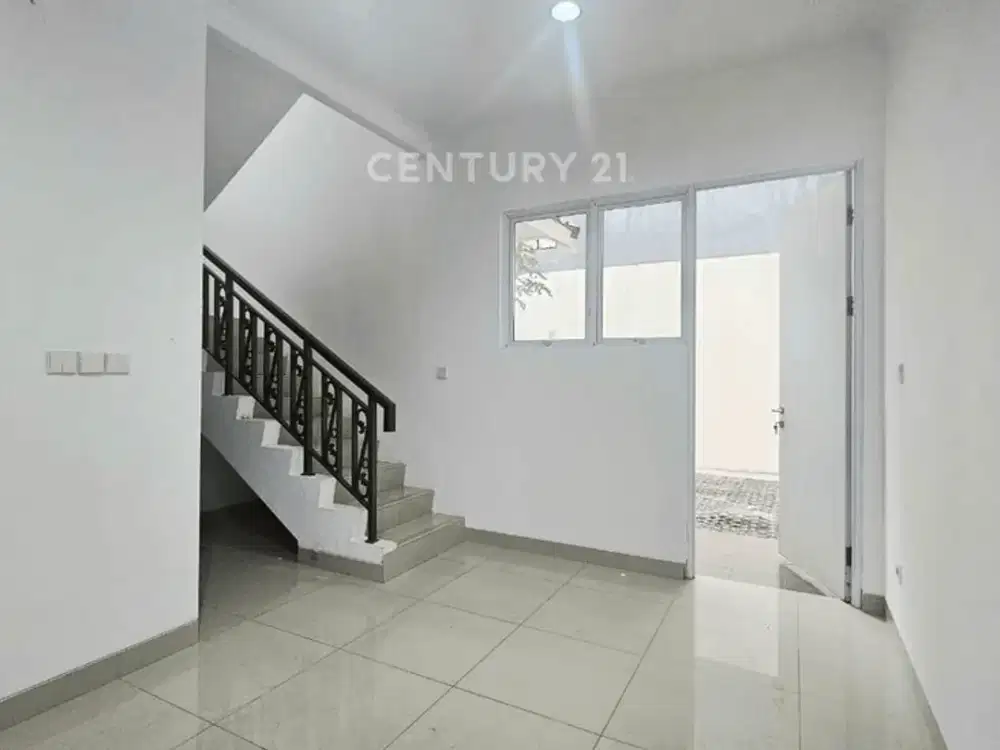 Rumah Cluster La Seine JGC Cakung | 2+1 KT | Dekat AEON, IKEA & Tol JORR | Rp45 Juta/Tahun