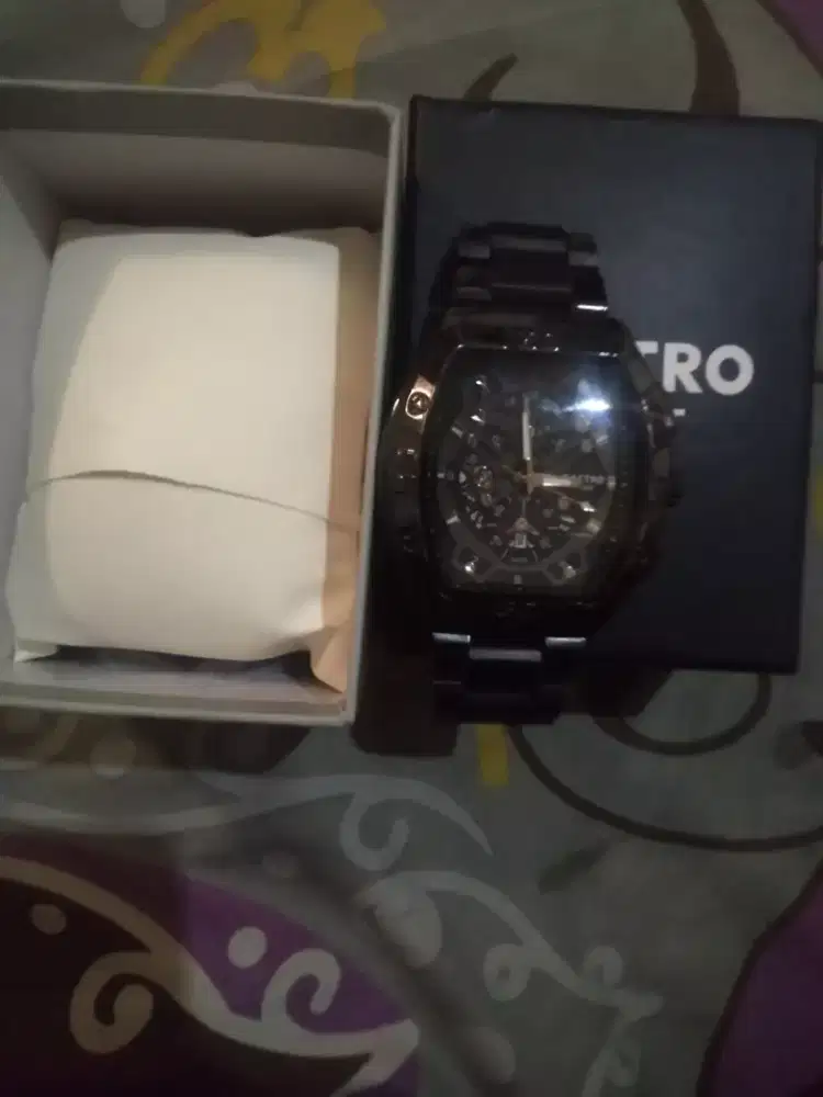 Jam tangan anti air