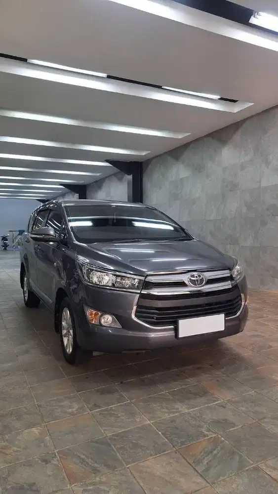 Toyota Kijang  Innova 2.0 Reborn V At thn 2017 km 28 rb