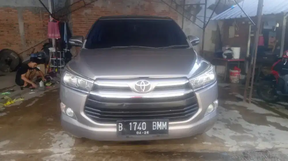 Toyota kijang Innova Reborn V Diesel Matic 2016