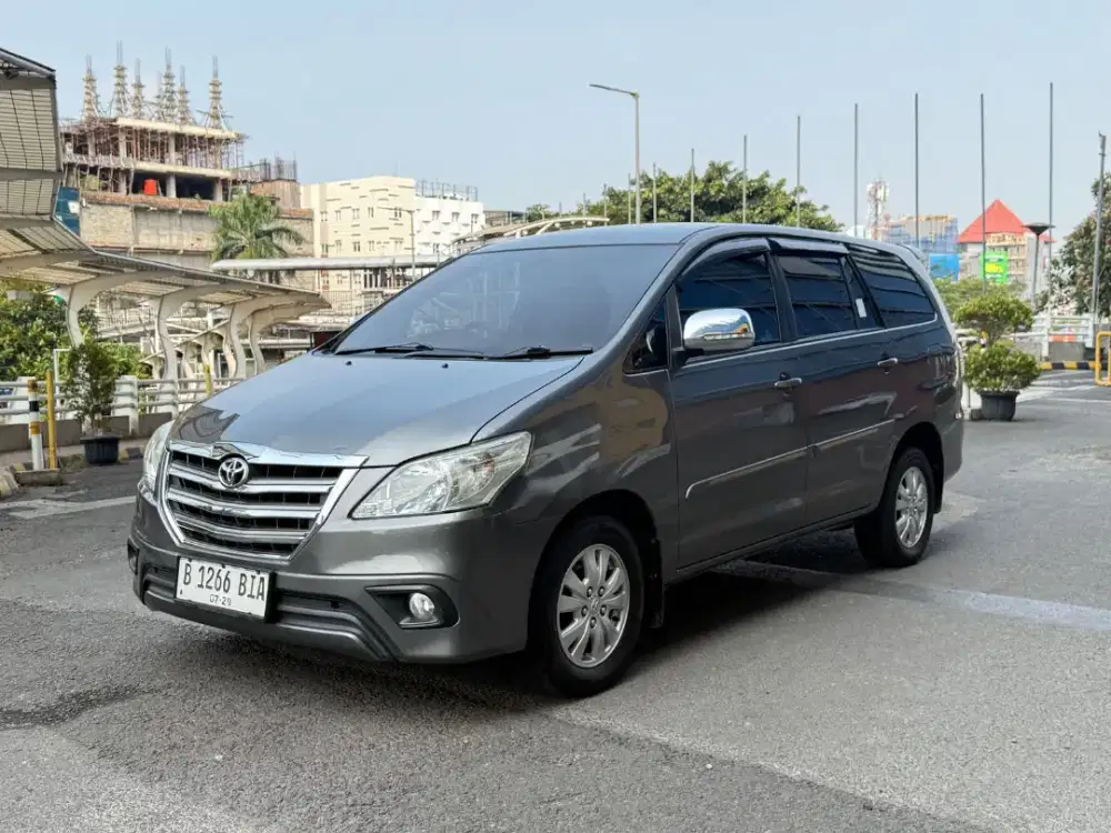 Toyota Innova 2.5 G 2014