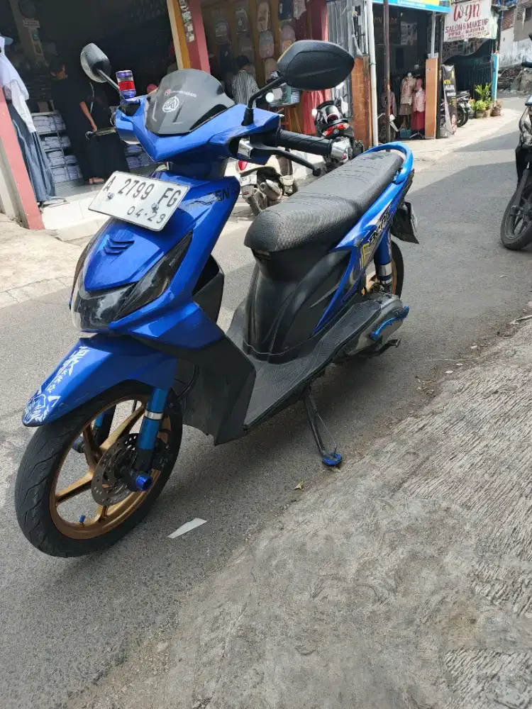 Motor Matic Honda Beat 2010 SS kumplit,pajak dan kaleng Off,Normal