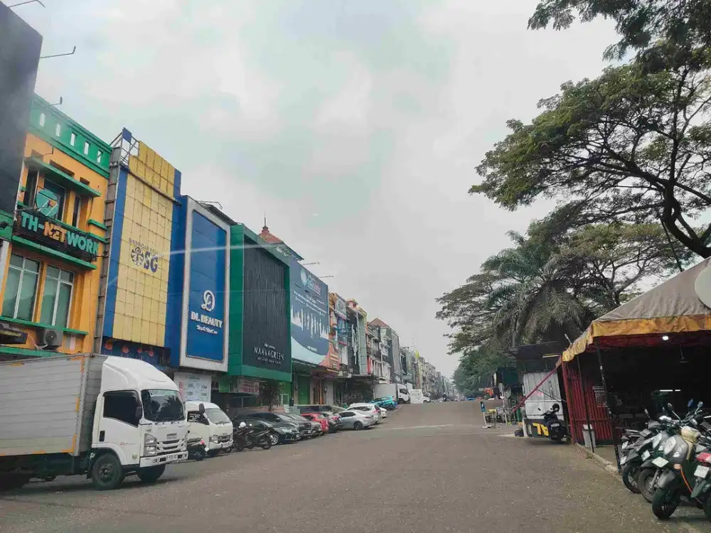 RUKO TOL BOULEVARD BSD STRATEGIS DI JALAN UTAMA