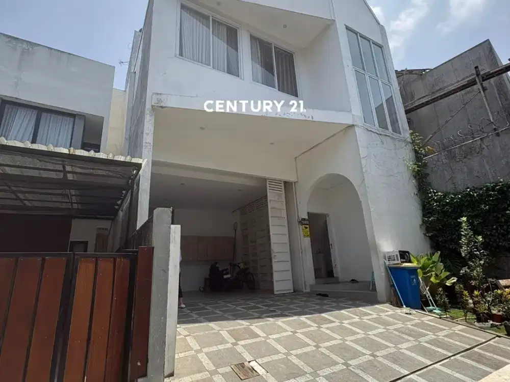 Rumah Cantik Ada Swim Pool Di Area Bintaro IP 17974