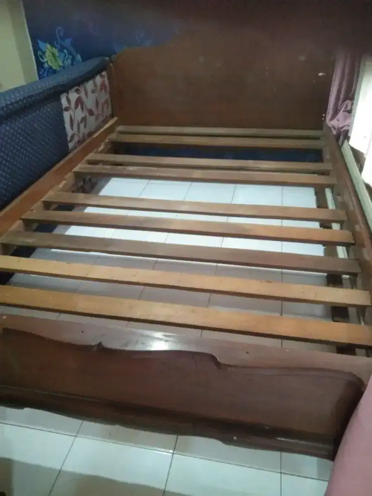 ranjang jati kuno model kaki kambing uk 140x200