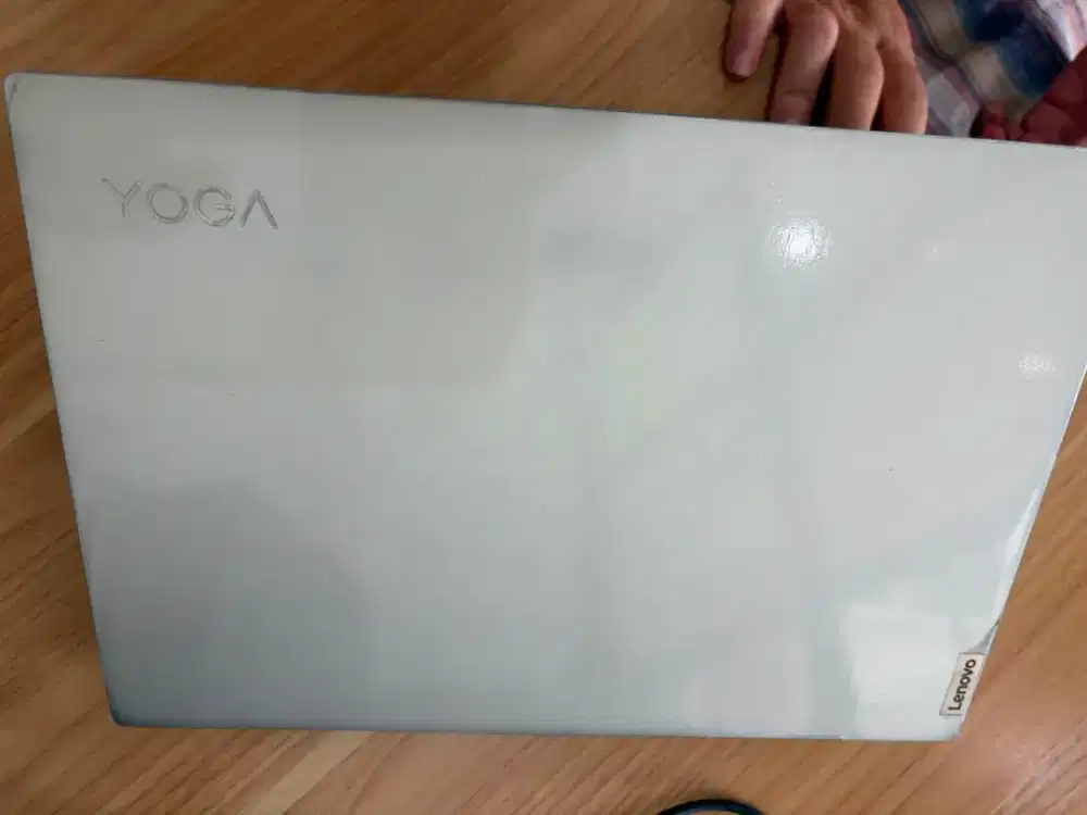 Dijual cepat laptop lenovo yoga slime 7 pro