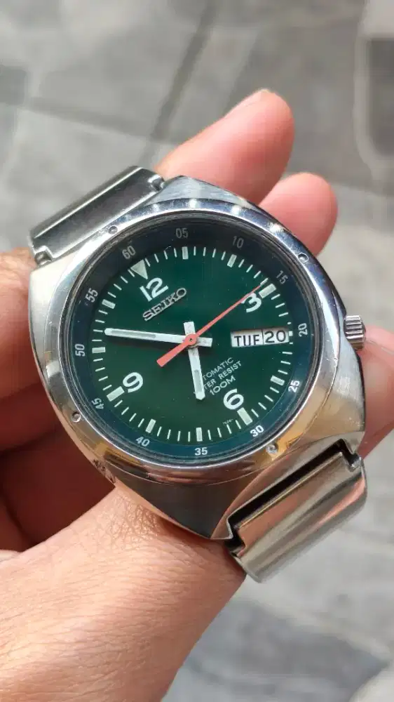 Seiko S Wave Greend Dials