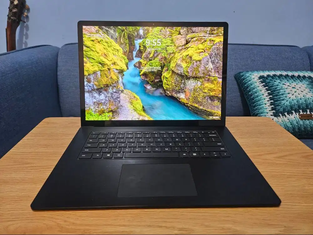 Microsoft Surface Laptop 3 15 Inch Core i7-1065G7 16GB RAM 512GB SSD