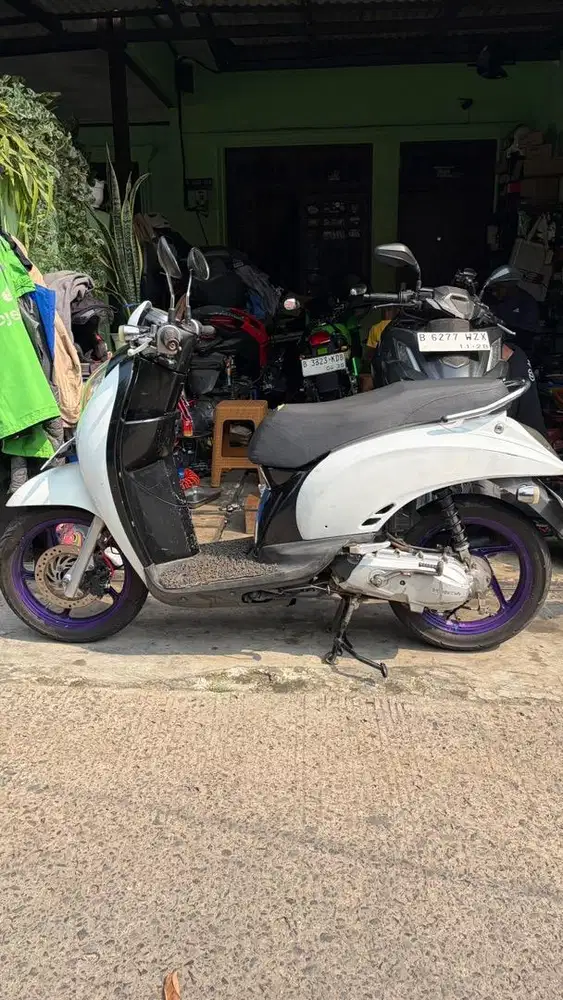 Scoopy Karbu 2011