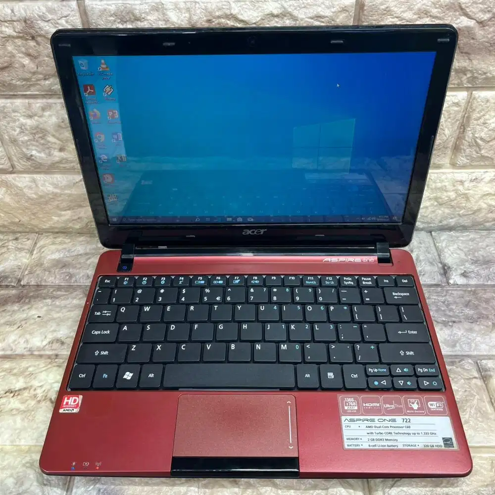ACER ASPIRE A0722 AMD C-60 APU RADEON HD GRAPHICS RAM 4GB SSD 128 GB
