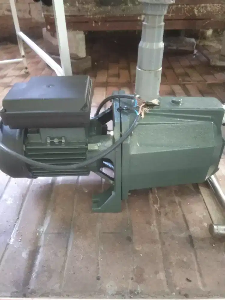 Pompa air grundfos