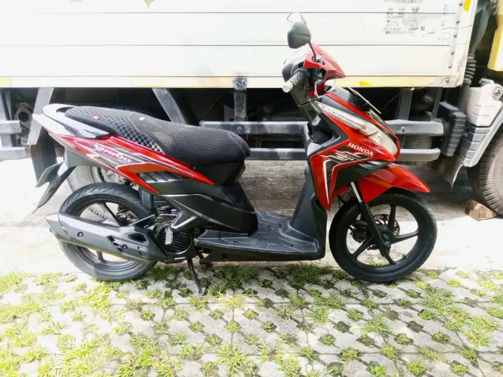 vario techno 110 tahun 2011