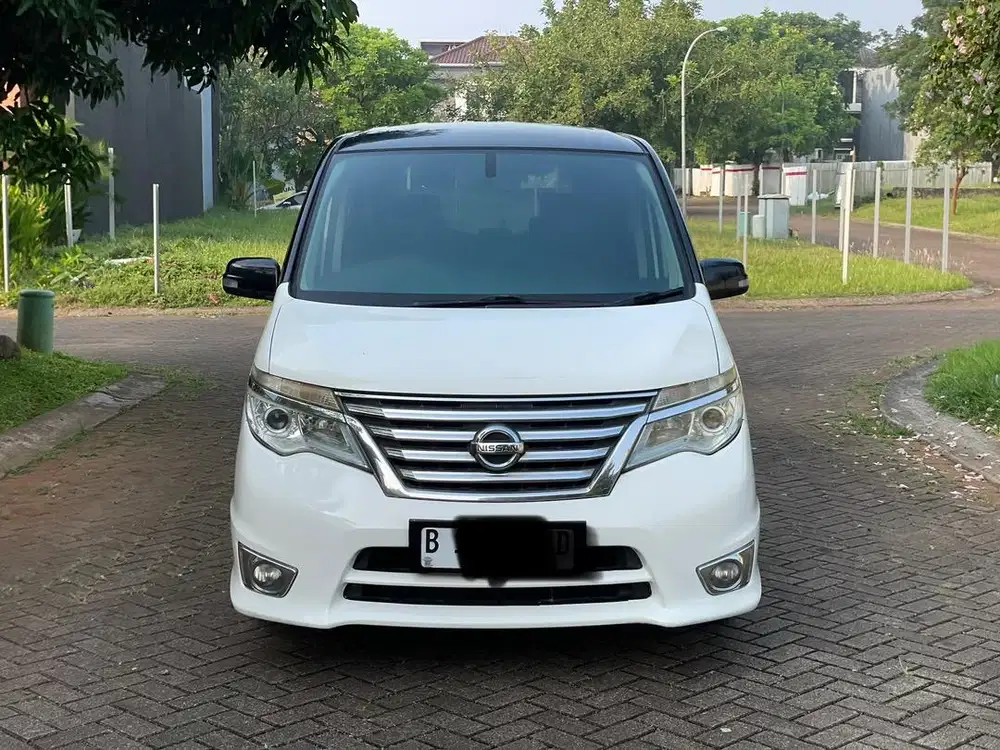 Nissan Serena 2015 HWS Facelift Automatic