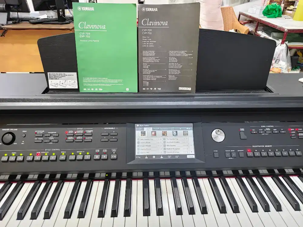 Cvp 705 / Clavinova YAMAHA