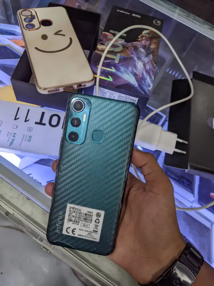 infinix Hot 11 4/64GB lengkap Bawaan no minus