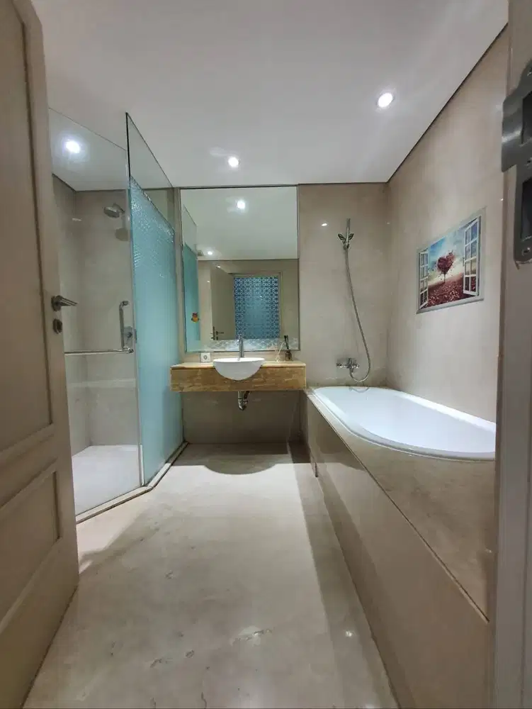Dijual Apartemen The Peak Tunjungan Plaza Full Furnish Siap Huni