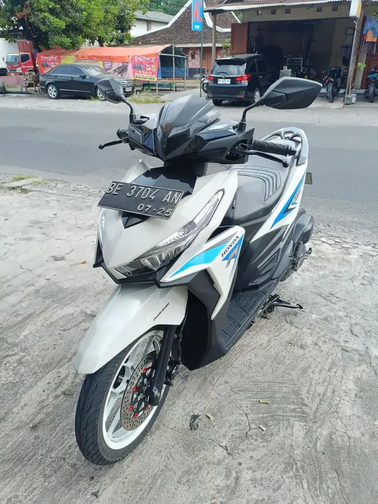 Di jual Honda Vario 125 th 2015