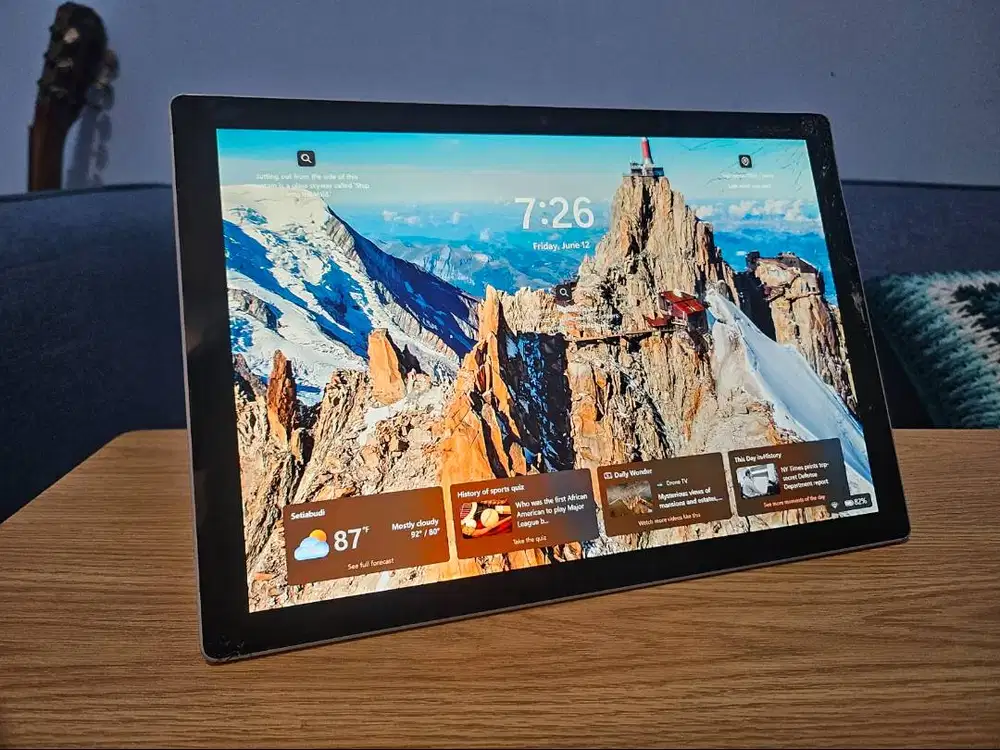 Microsoft Surface Pro 5 Core i5-7300U 256GB