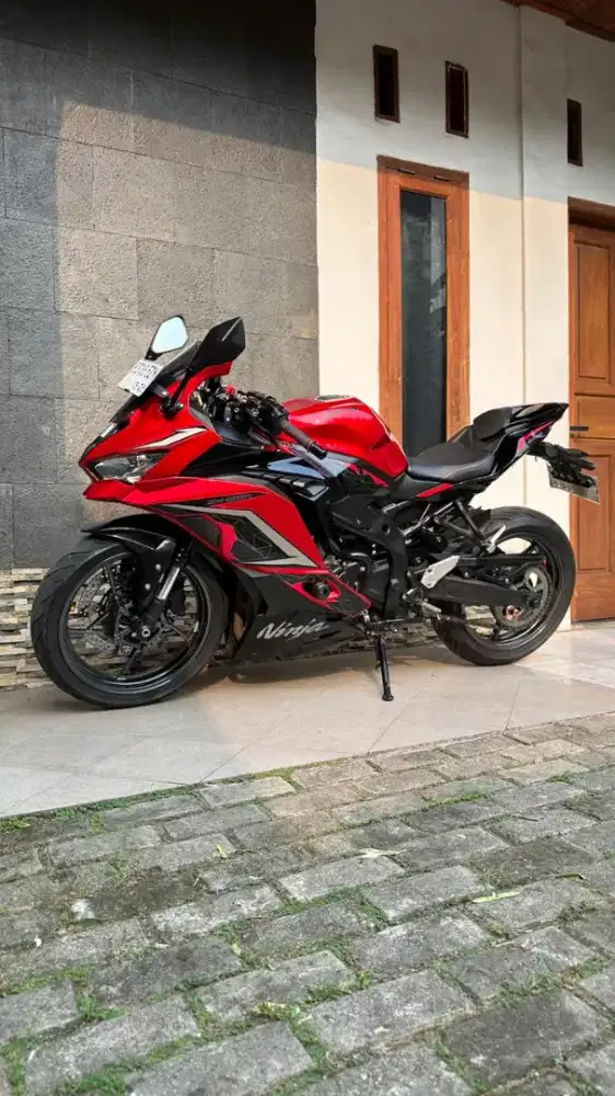 ZX25R ABS QS! Persimmon RED, NO MINUS like new!! Ninja ZX