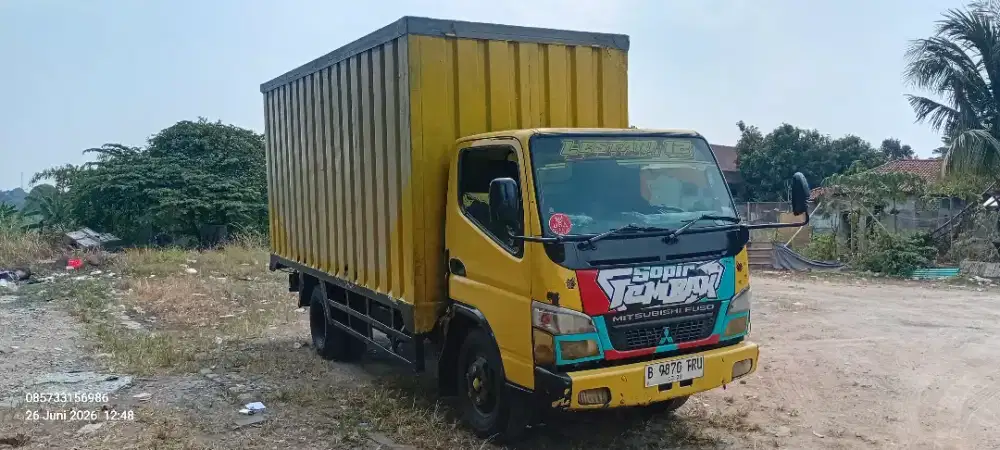 Canter Mitsubitshi Box container