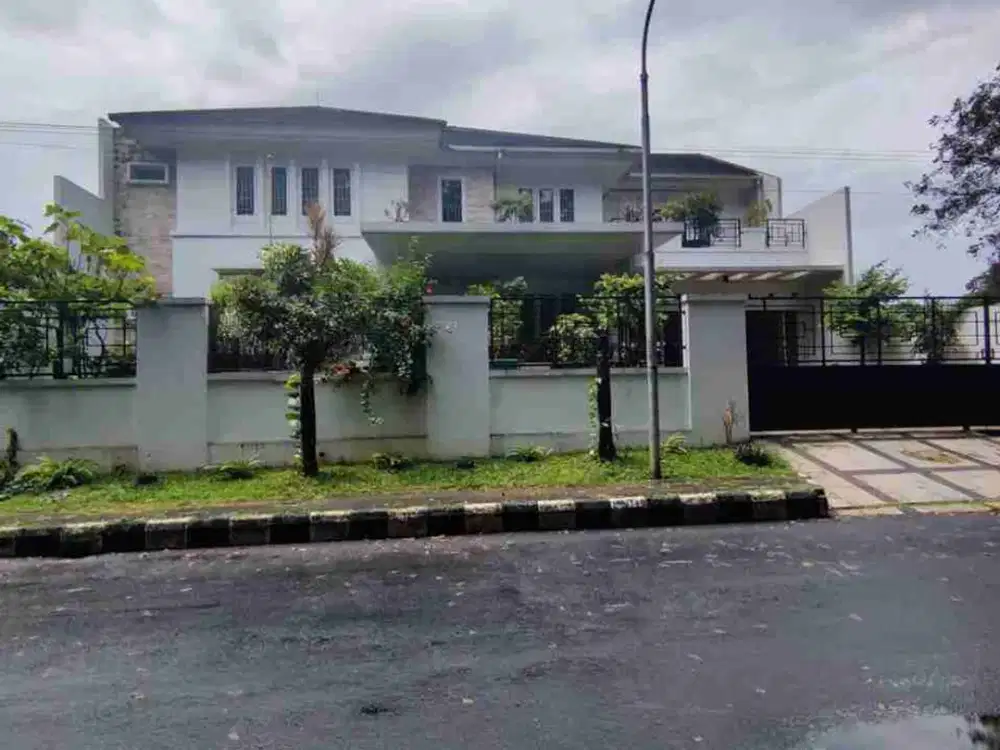 hunian mewah dan asri dijual cepat - Menteng Bintaro