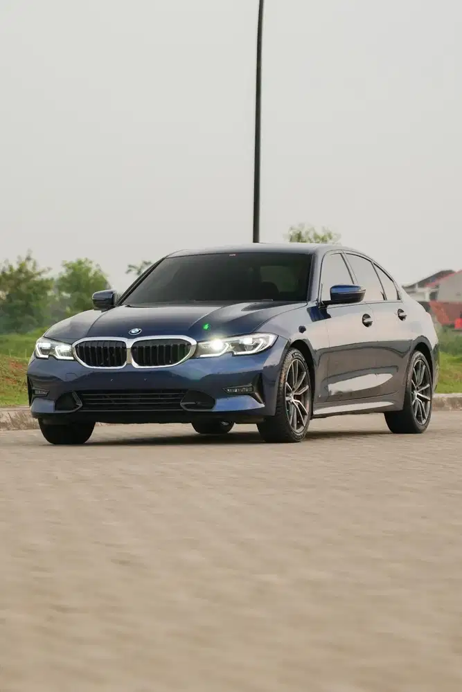 [ Rare Colour ] BMW 320i Sport 2021 New Model G20
