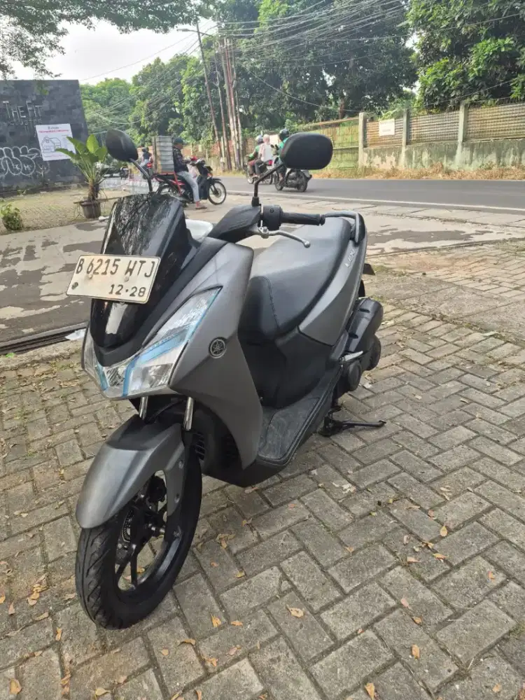 Dijual Yamaha Lexi 125 tahun 2018 pajak hidup