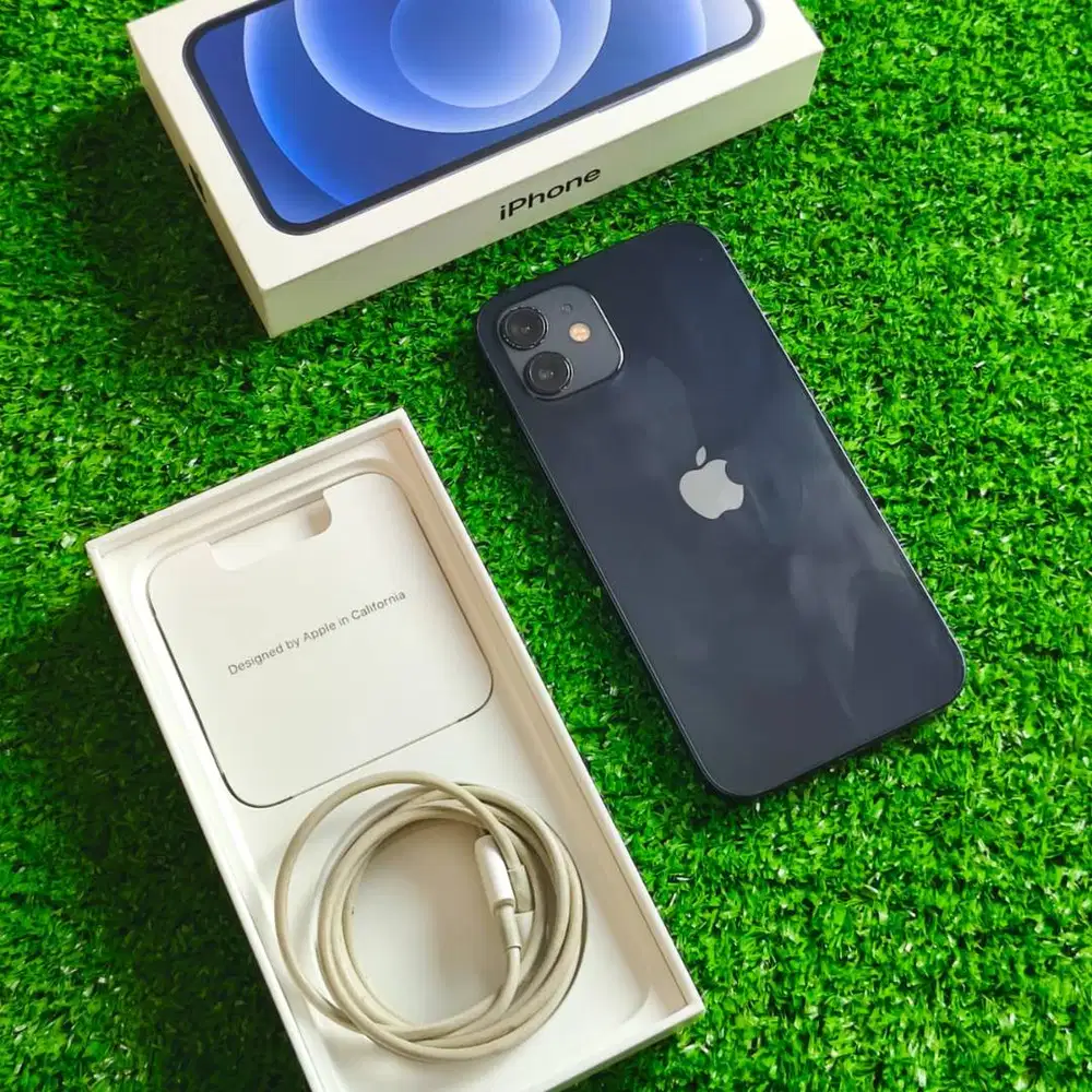 iPhone 12 128GB Black Kondisi 97% minus pemakaian BH 77% Ex Resmi