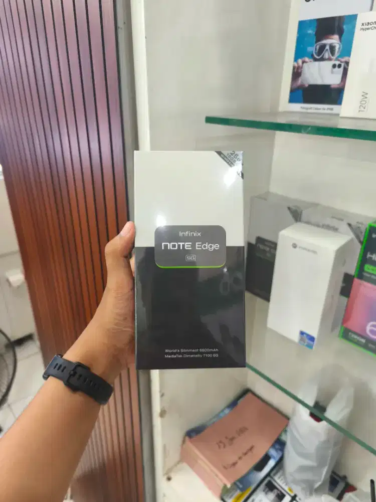 Infinix Note Edge 5G 8/256 Neww