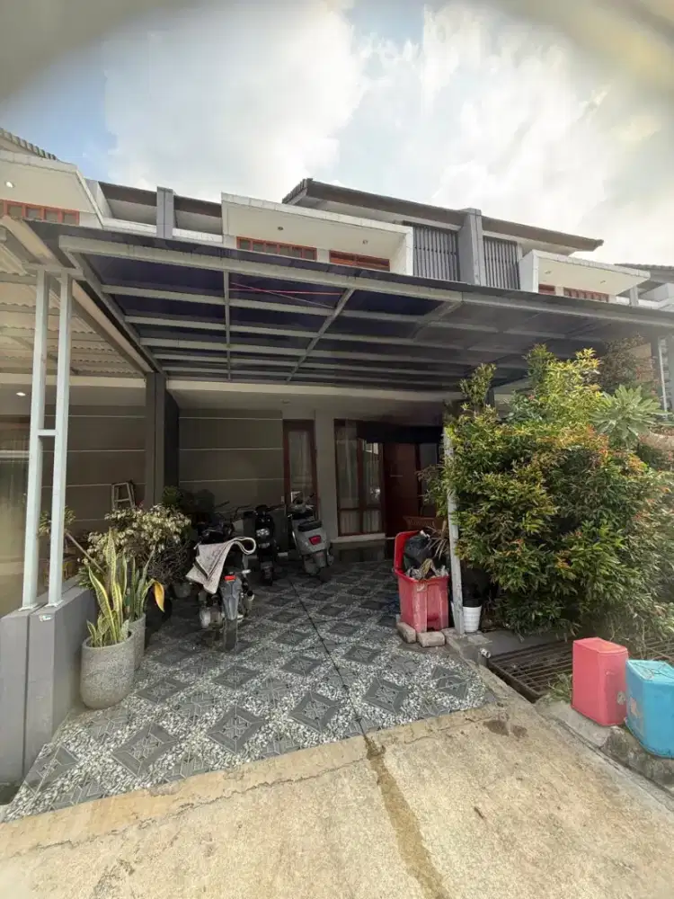 BUMI SILIWANGI DGN SEMI FURNISHED DIJUAL MURAH TYPE 90/90