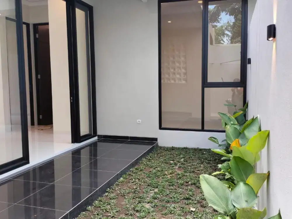 Rumah jogja dekat UPN hanya 50m ke Jalan Raya Maguwoharjo : Diskon Hingga Ratusan Juta!