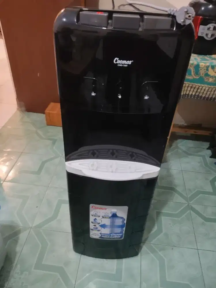DISPENSER COSMOS BELUM PERNAH DIPAKAI CWD 7601 NEGO TIPIS