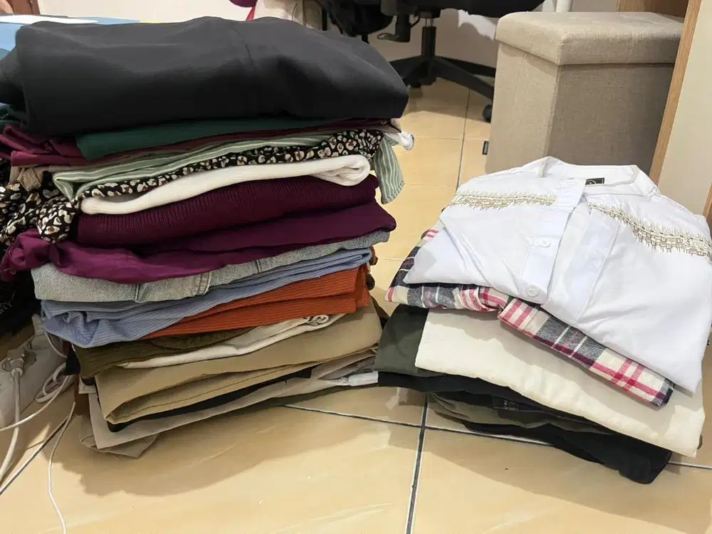 Baju wanita dan pria gratis
