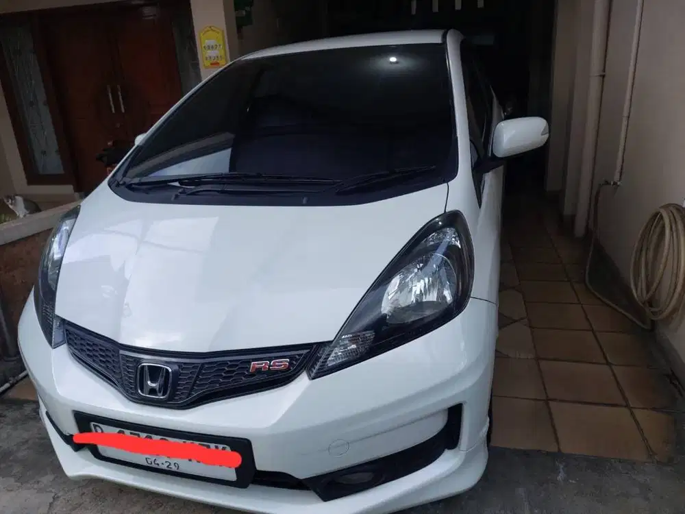 Honda Jazz GE8 1.5 E AT 2014 Putih KM 63rb