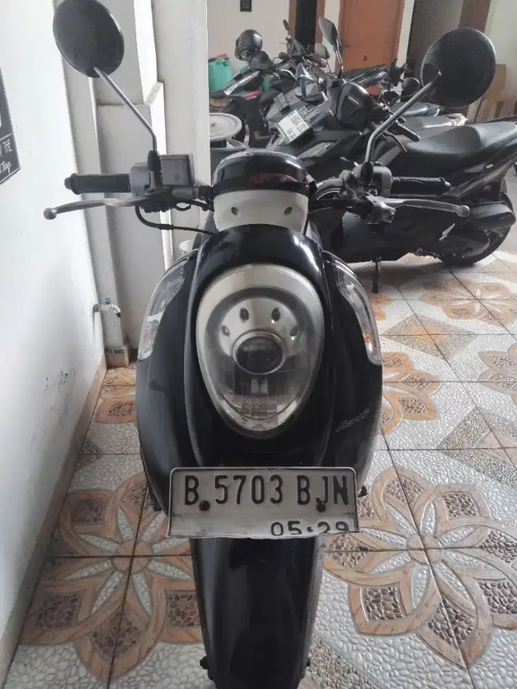 HONDA SCOOPY 2014