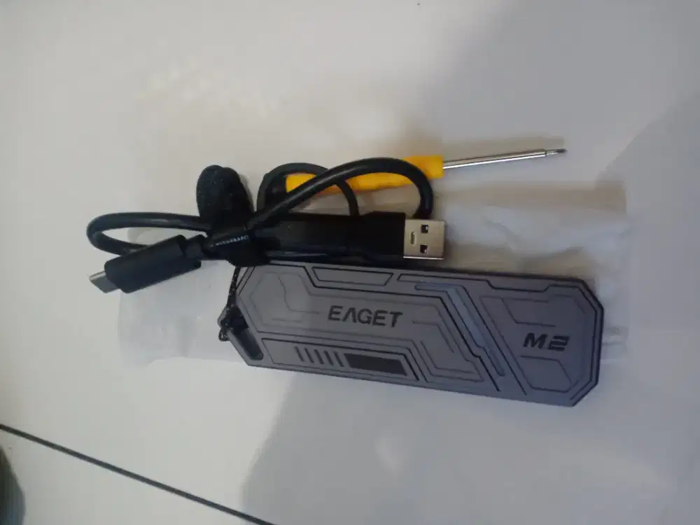 Enclosure NVME dan M.2 SATA