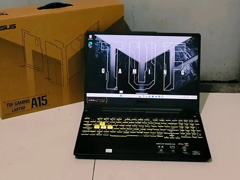 Like new ASUS TUF A15 AMD RYZEN 7-7445HS NVIDIA GEFORCE RTX 3050